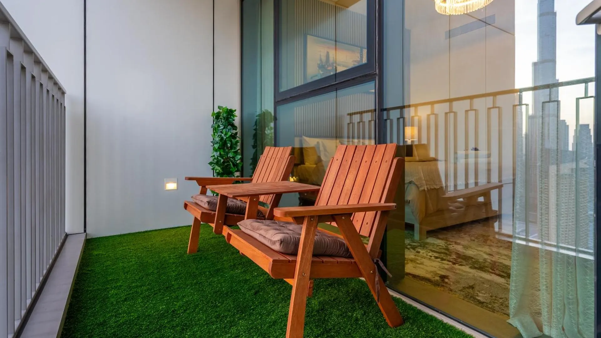 Super Luxury Elevated 2 Bedroom Full Burj Khalifa View Ντουμπάι