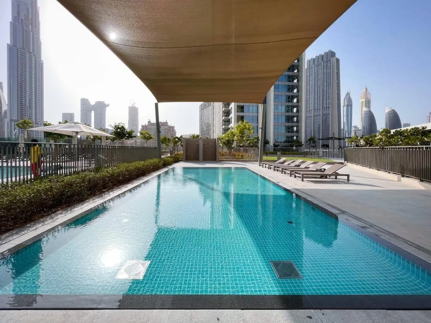 Super Luxury Elevated 2 Bedroom Full Burj Khalifa View Dubai Apartment