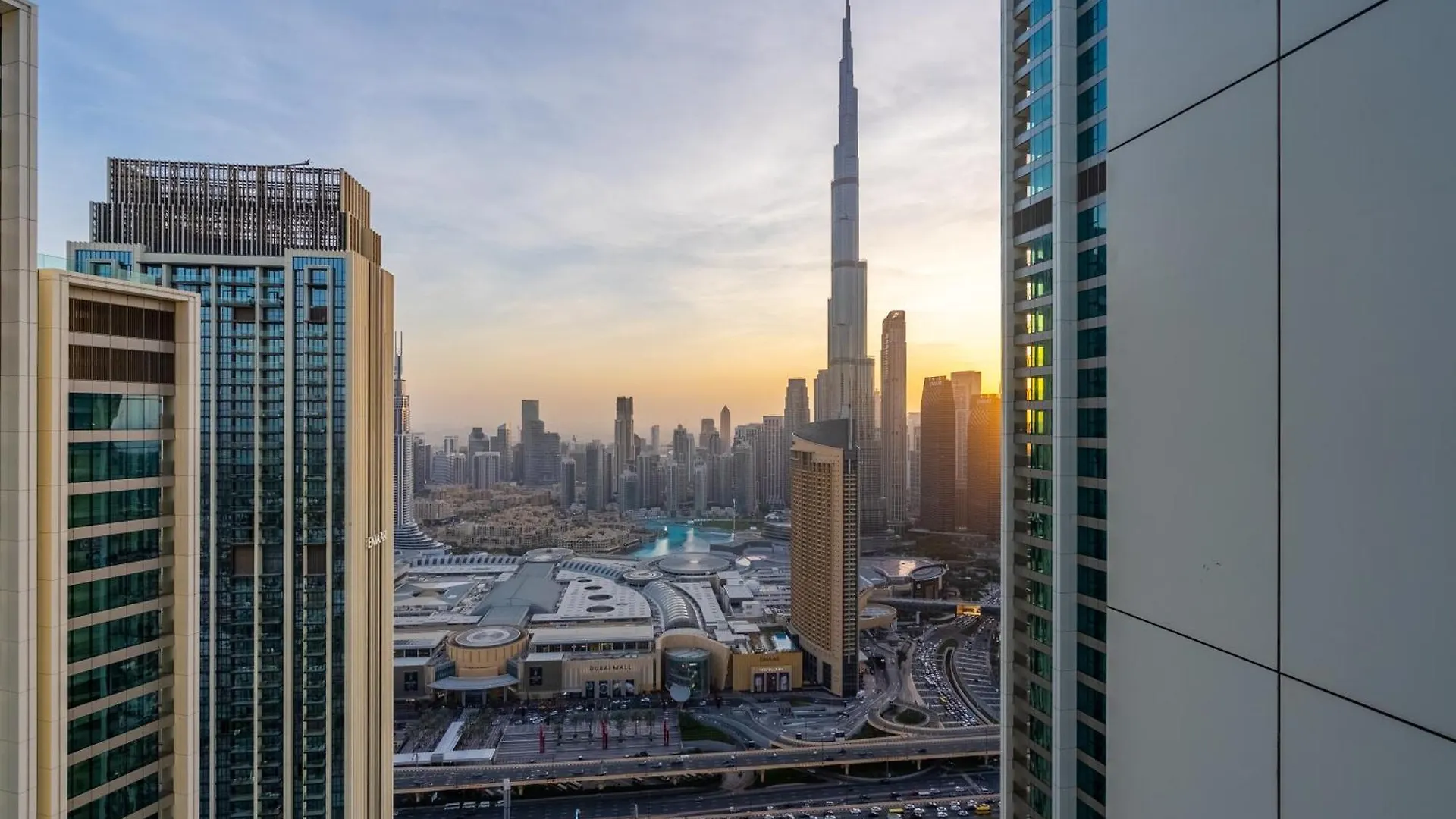 Super Luxury Elevated 2 Bedroom Full Burj Khalifa View Dubai United Arab Emirates