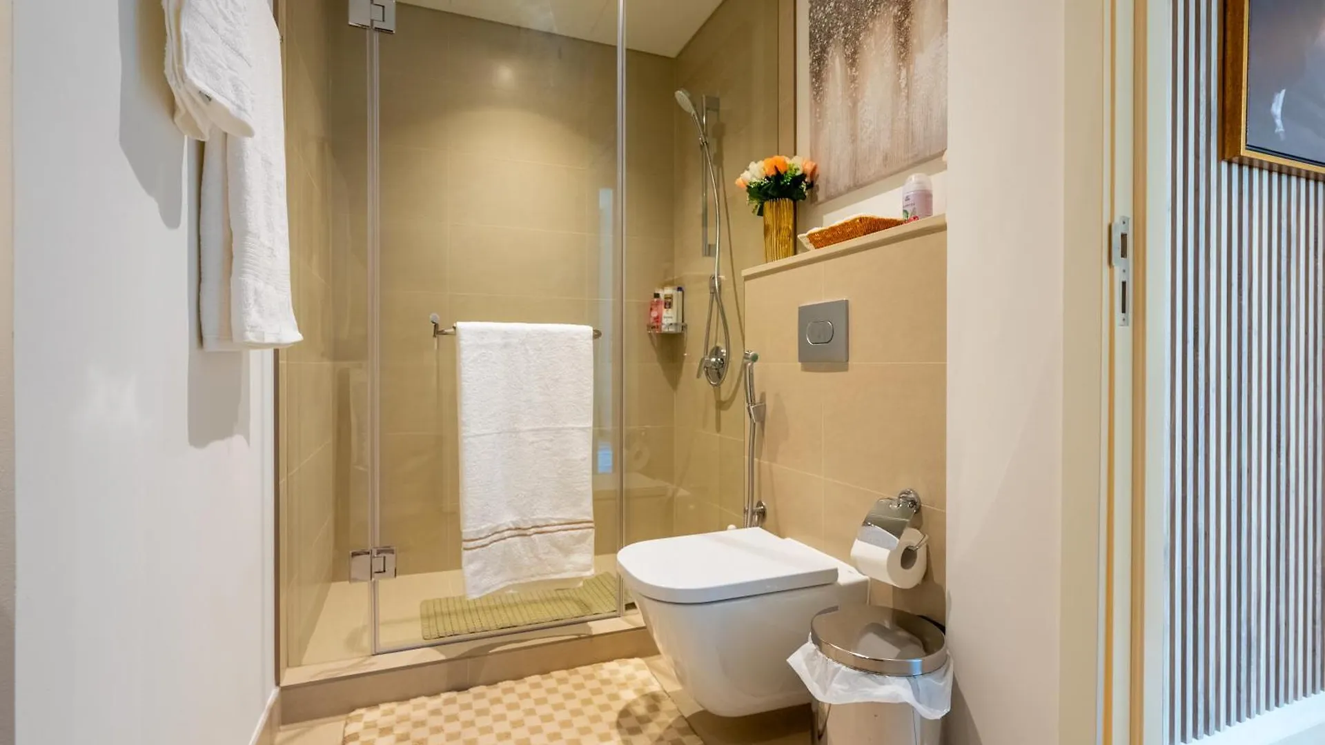 Super Luxury Elevated 2 Bedroom Full Burj Khalifa View Dubai